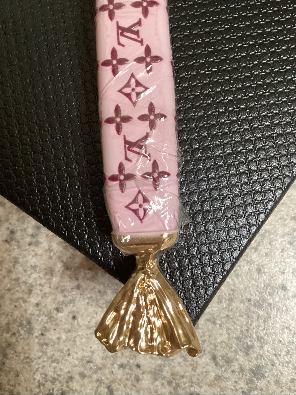 Louis Vuitton Pink and Gold Monogram Candy Charm Keychain - Picture 3 of 4